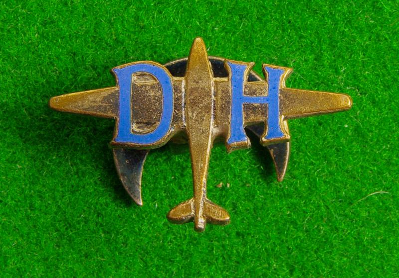 War Service Badge.
