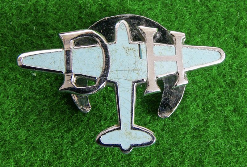 War Service Badge.