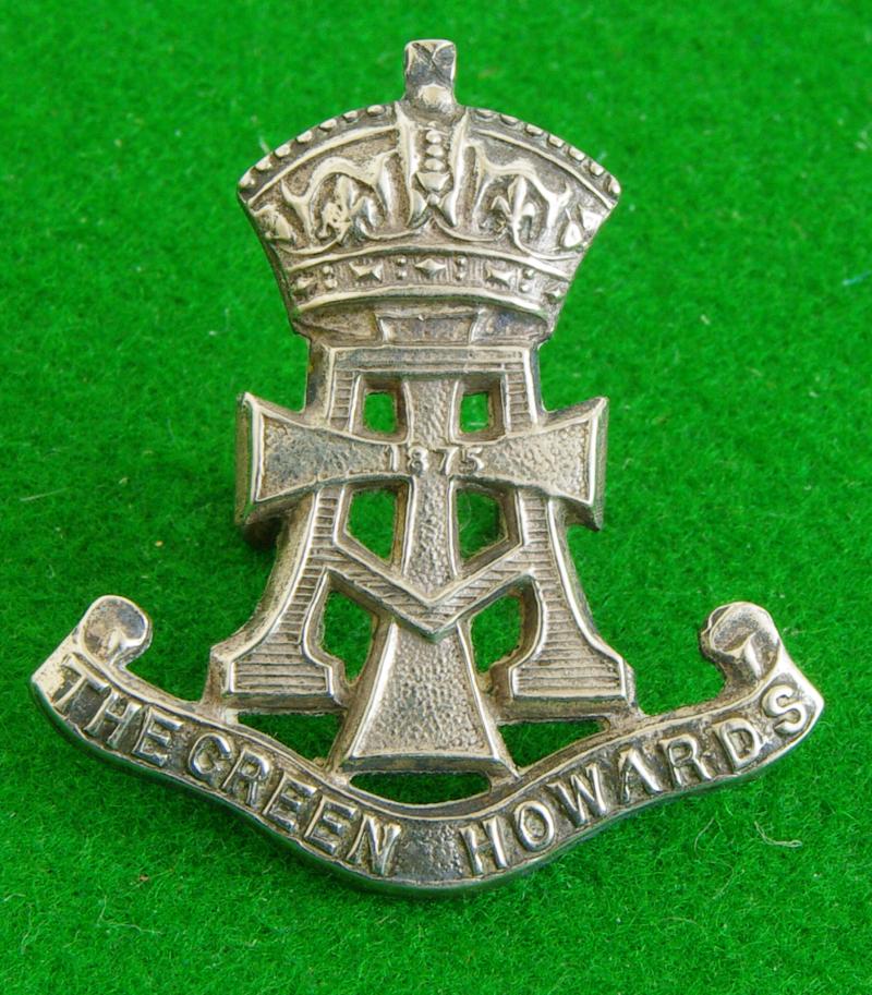 Green Howards. { Alexandra Princess of Wales's Own. { Yorkshire Regiment }